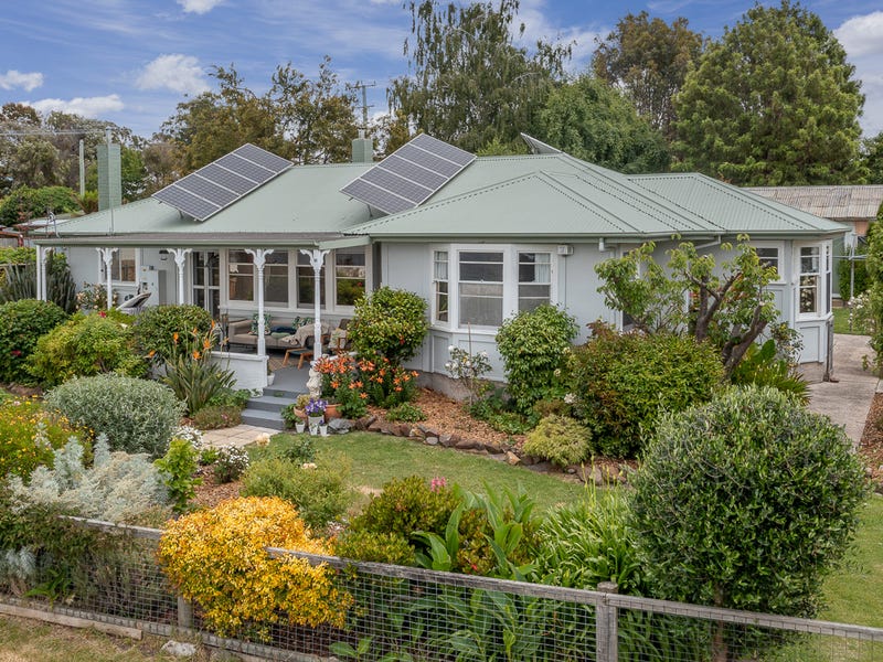 55 Beach Road, Gravelly Beach, TAS 7276