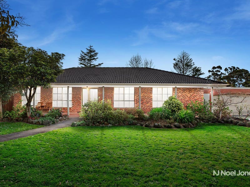 1 Hickman Place, Seville, Vic 3139 Property Details