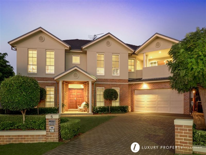 5 St Aubins Place, Glen Alpine, NSW 2560