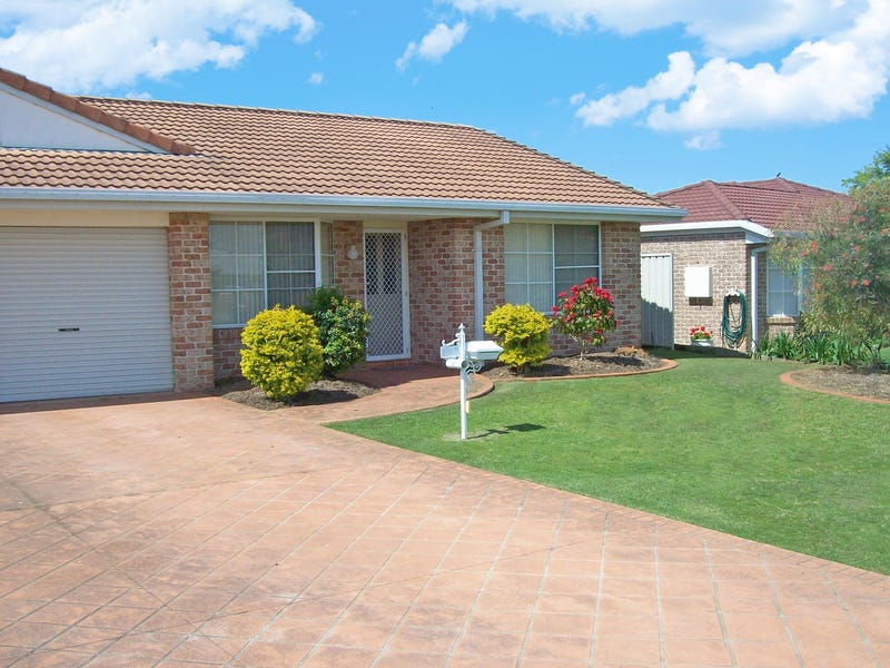 Villas for Rent in Port Macquarie, NSW 2444