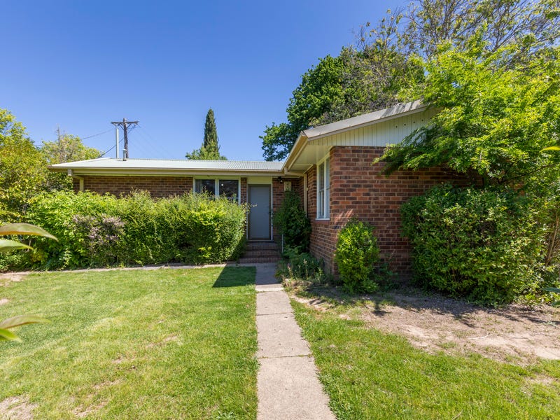146 Captain Cook Cres, Narrabundah, ACT 2604