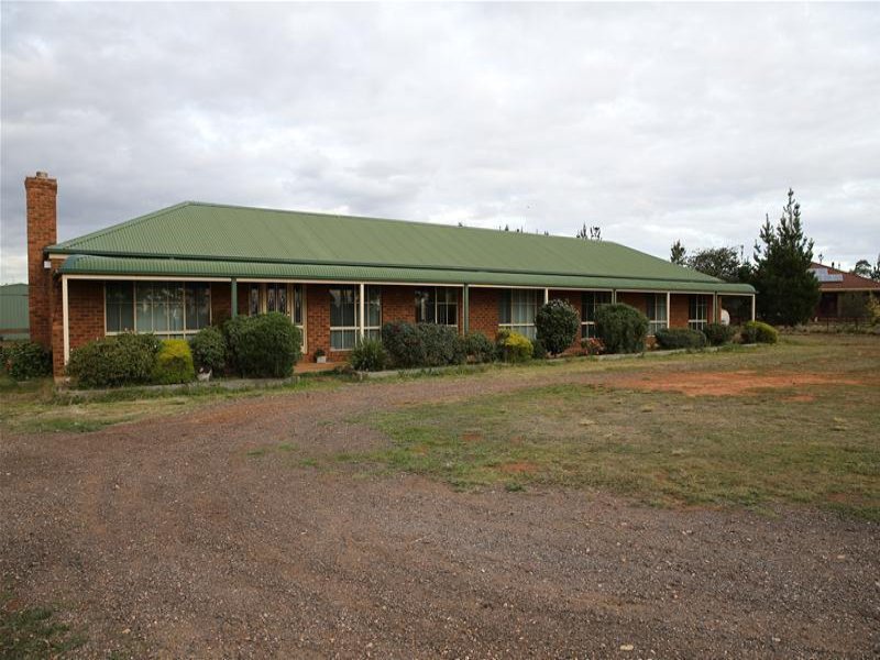 1203 Leakes Road, Rockbank, Vic 3335 Property Details