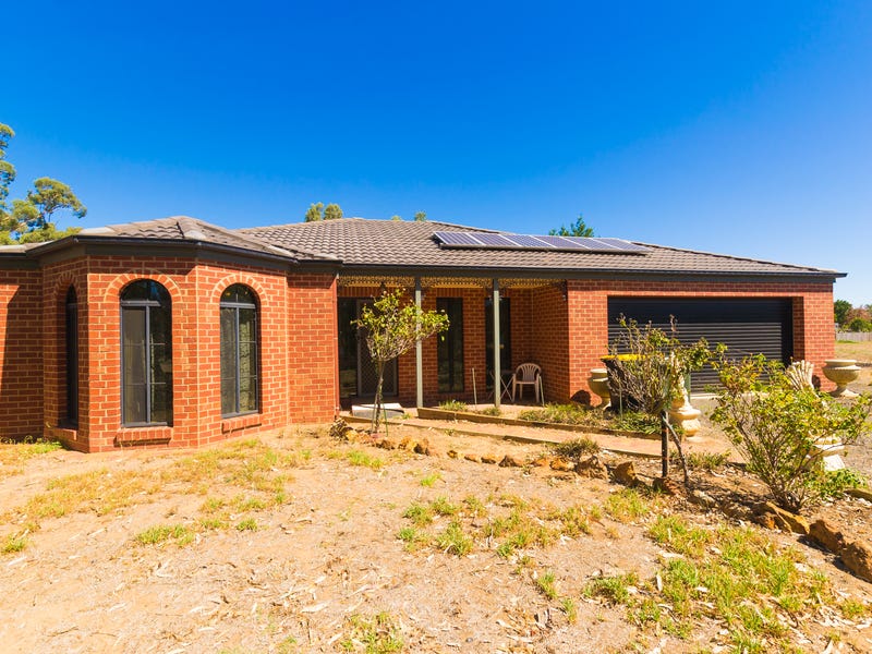 40 Pine Grove, Goornong, Vic 3557 Property Details