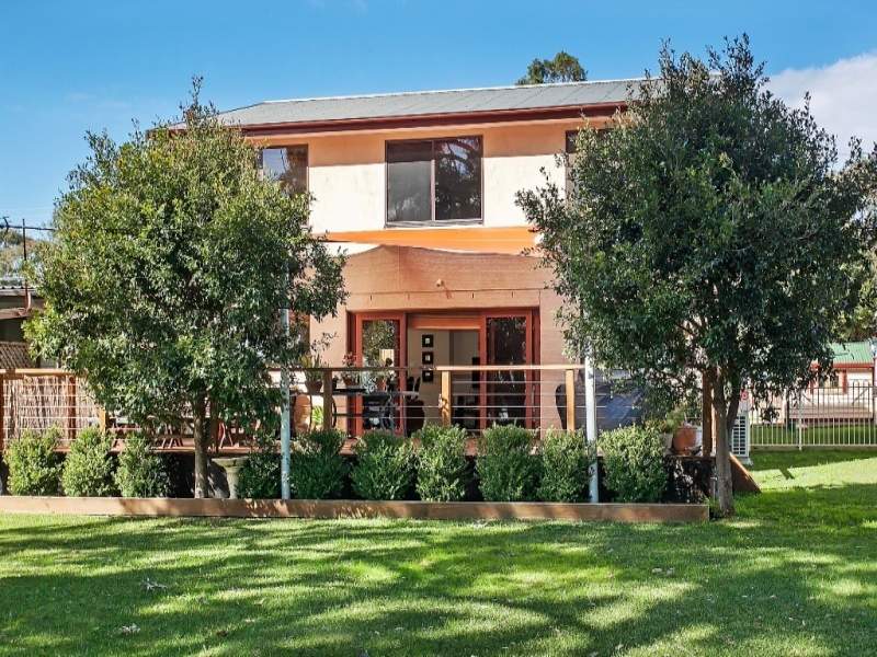 34 Ginganup Road, Summerland Point, NSW 2259