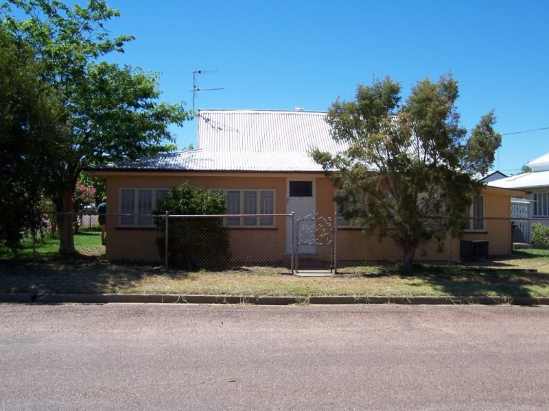 139 Galah Street, Longreach, QLD 4730
