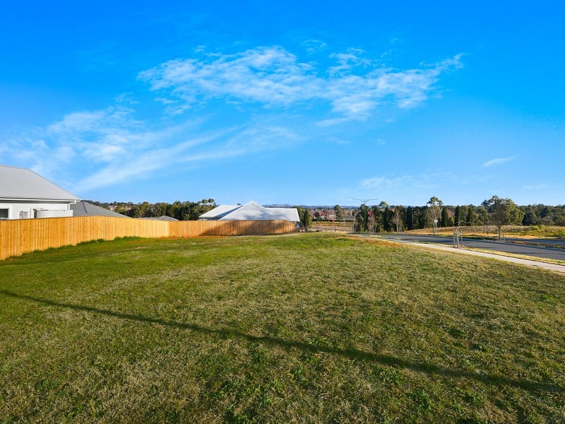101 Sir James Fairfax Circuit, Bowral, NSW 2576