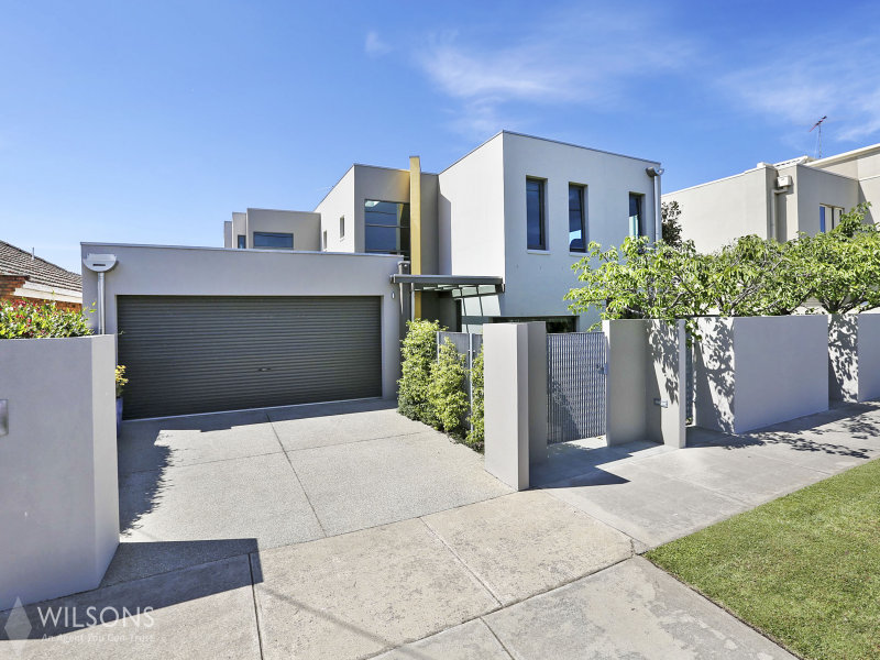 33 Victoria Street, Rippleside, VIC 3215