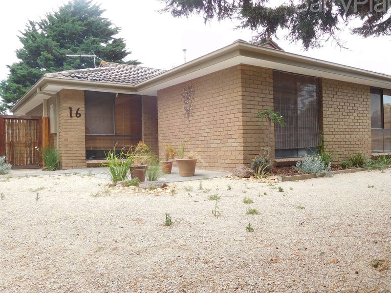 16 Guildford Cres, Narre Warren, VIC 3805