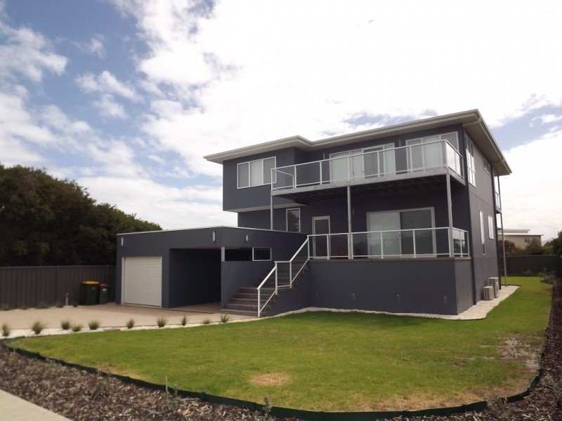 112 Surf Beach Road, Cape Paterson, VIC 3995