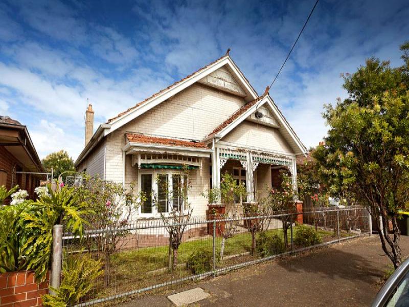 18 Warburton Street, Brunswick, Vic 3056 Property Details