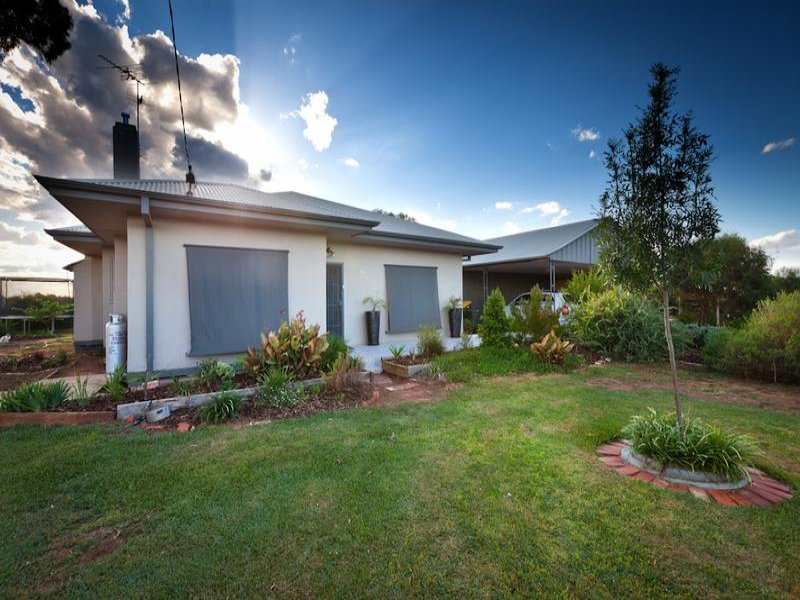 275 Dow Avenue, Birdwoodton, Vic 3505 Property Details