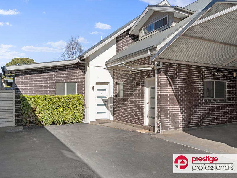 4/64 Junction Road, Moorebank, NSW 2170