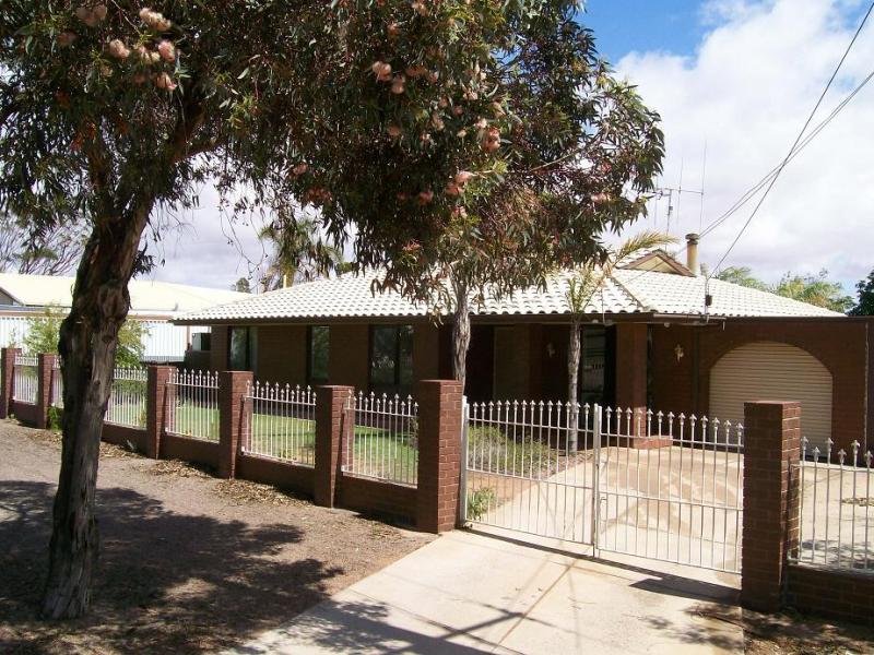 72 Edinburgh Terrace, Port Augusta, SA 5700