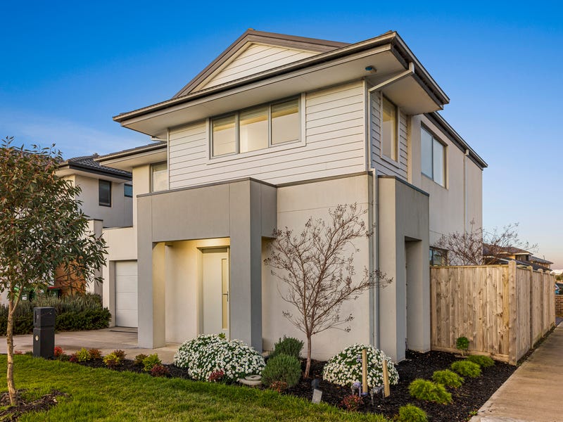 2 Hubbard Lane, Officer, Vic 3809 Property Details