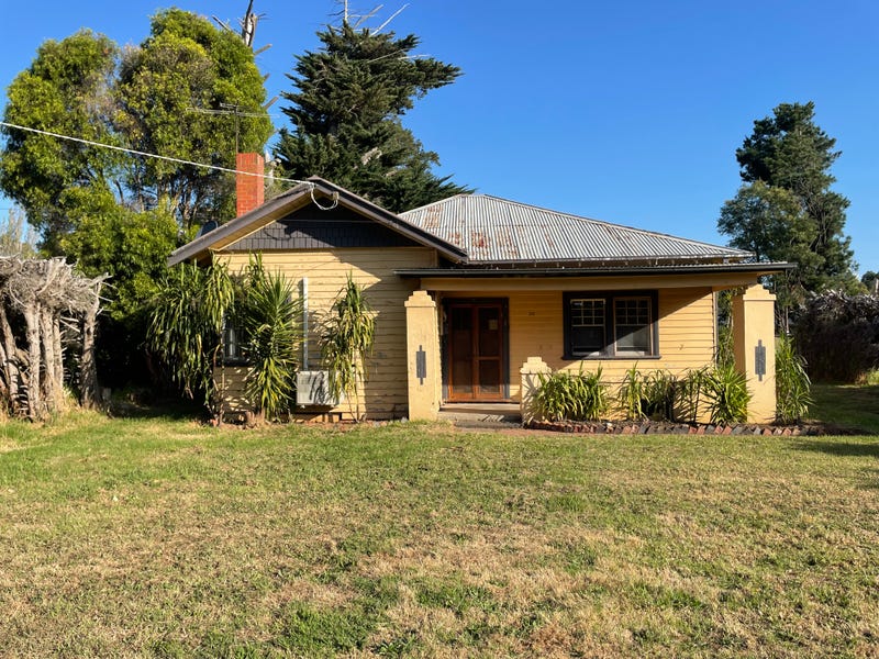 24 Drouin Road, Longwarry, VIC 3816