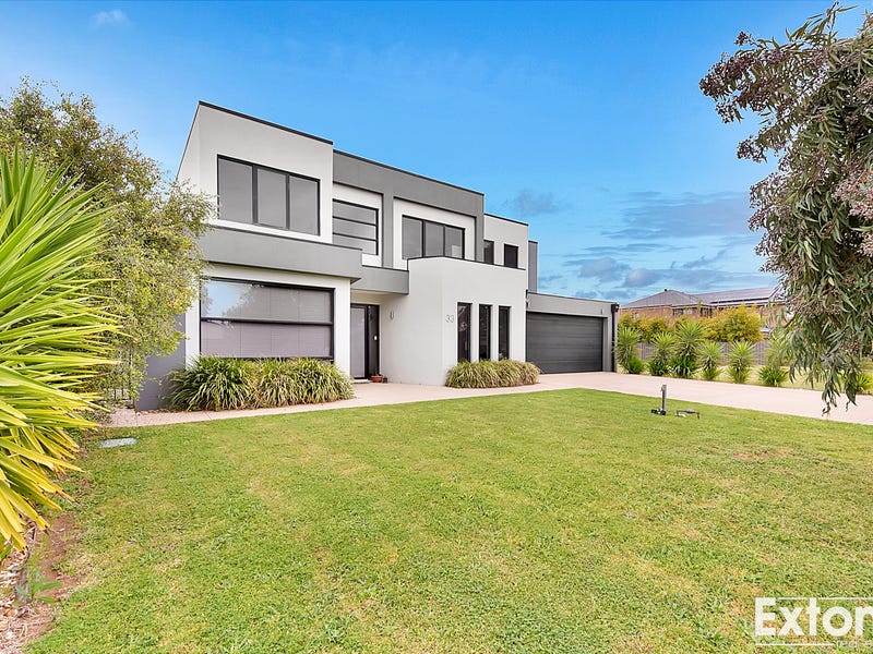 33 Lakeside Drive, Bundalong, Vic 3730 Property Details