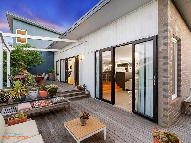 3 Brownbill Street, Coombs, ACT 2611 Property Details