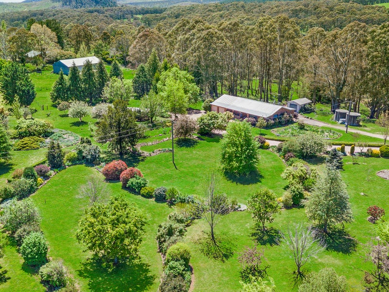 11 Andeva Road, Hanging Rock, NSW 2340