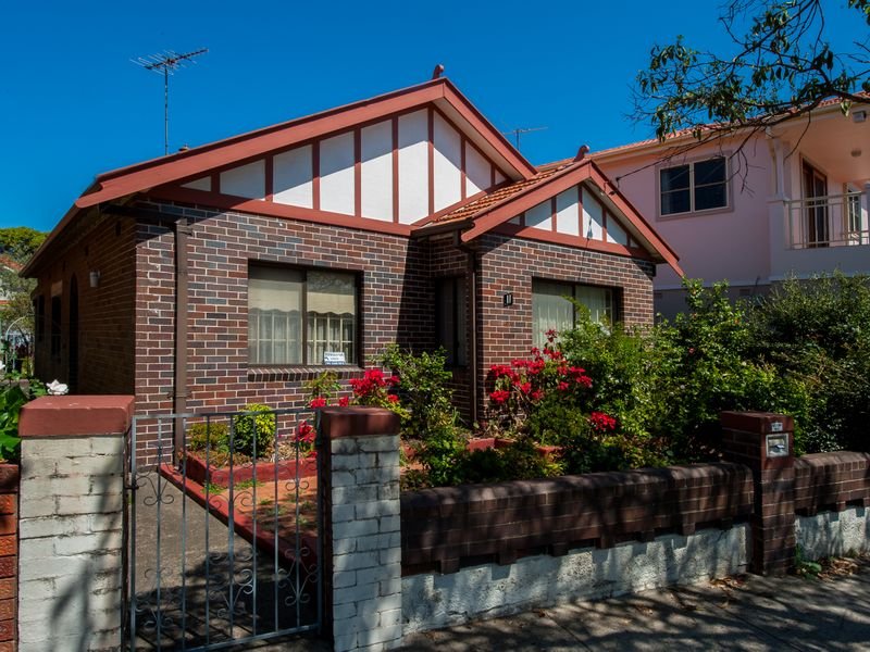 11 Apsley Avenue, Kingsford, NSW 2032 Property Details