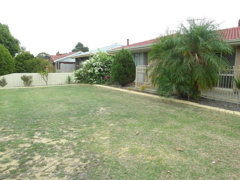 38 Gosnells Road W, Maddington, WA 6109