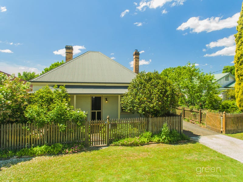 69 Rusden Street, Armidale, NSW 2350 Property Details