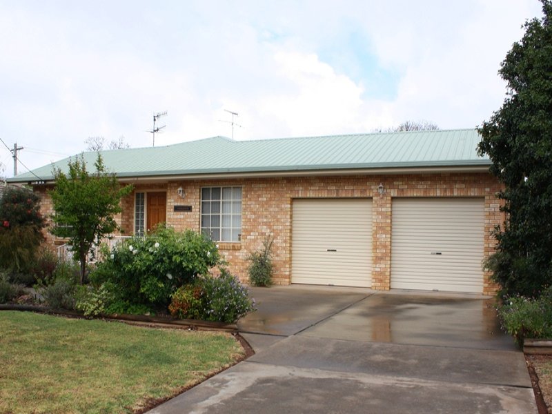 6 Barellan Street, Griffith, NSW 2680