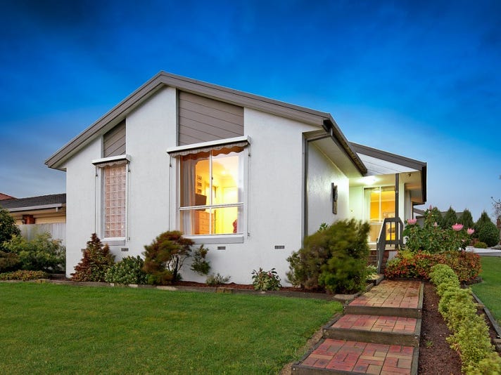 6 Kingsmere Drive, Berwick, Vic 3806