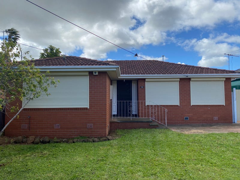 16 Plover Street, Melton, VIC 3337
