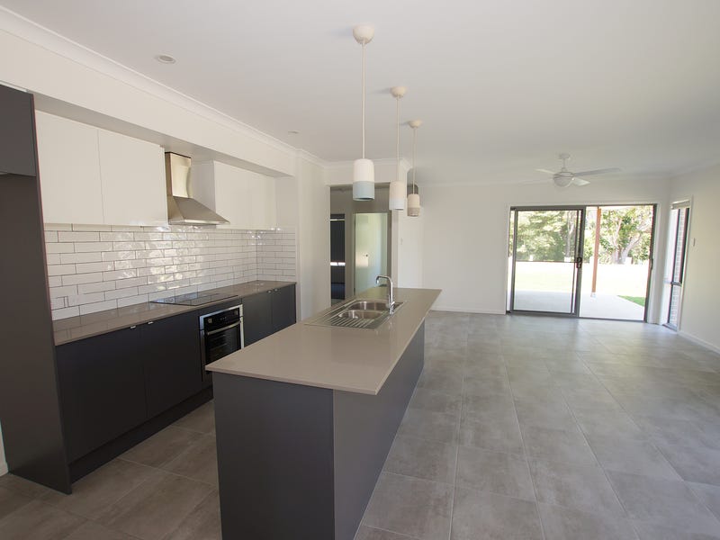 8 Little Cove Road, Emerald Beach, NSW 2456