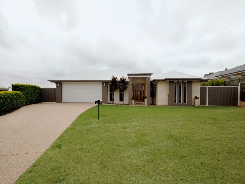 34 Honeyeater Drive, Highfields, Qld 4352 Property Details
