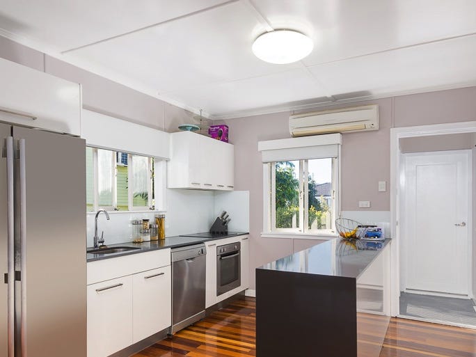 48 Samuel Street, Camp Hill, QLD