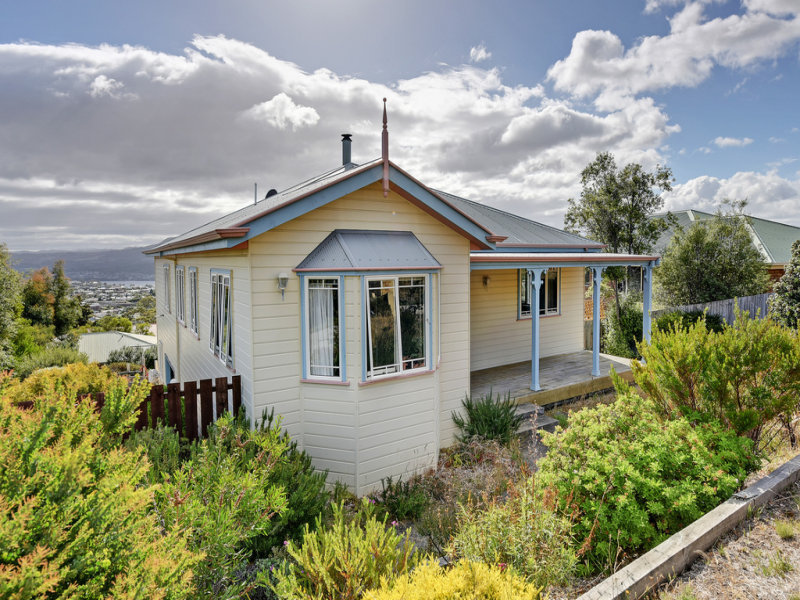 17 Ebden Street, Claremont, Tas 7011 Property Details