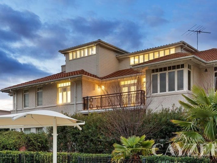 70 Esplanade West, Port Melbourne, VIC 3207