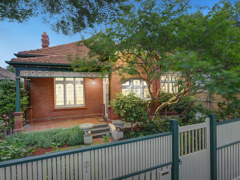 17 Mandeville Crescent Toorak Vic 3142 Property Details