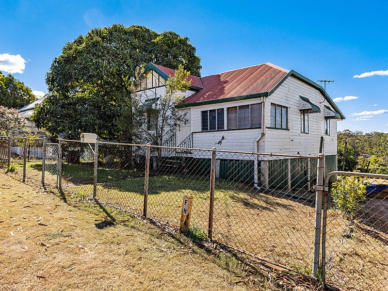 10 Simpson Street North Ipswich Qld 4305 10 Simpson Street North Ipswich Qld 4305