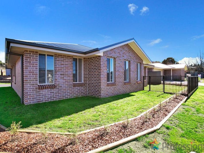 6/22 Freeman Crescent, Armidale, NSW 2350 Property Details