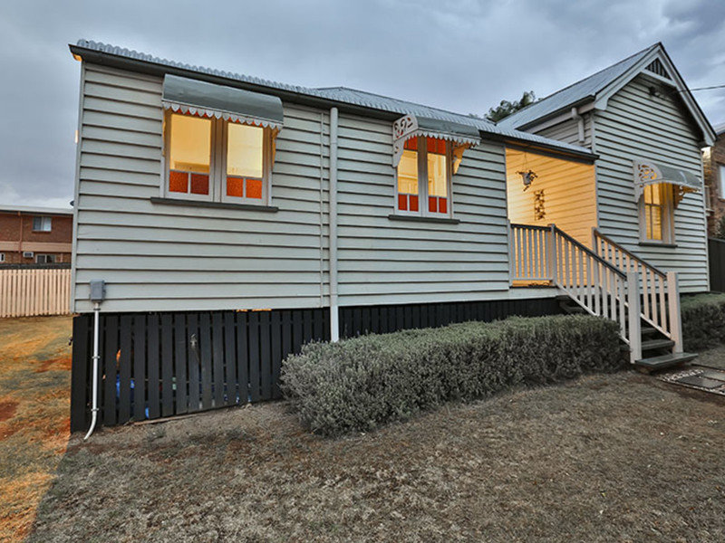 2a O'Quinn Street, Harristown, Qld 4350 Property Details