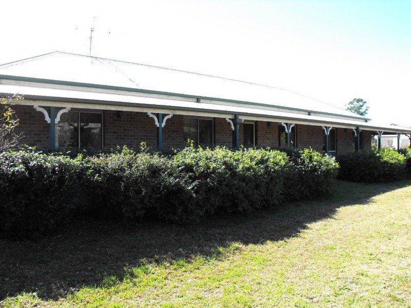8 Macaulay Drive, Kingaroy, Qld 4610 Property Details