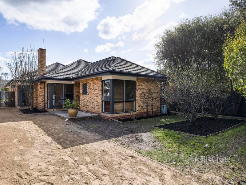 41 Gilmour Road, Bentleigh, Vic 3204 Property Details