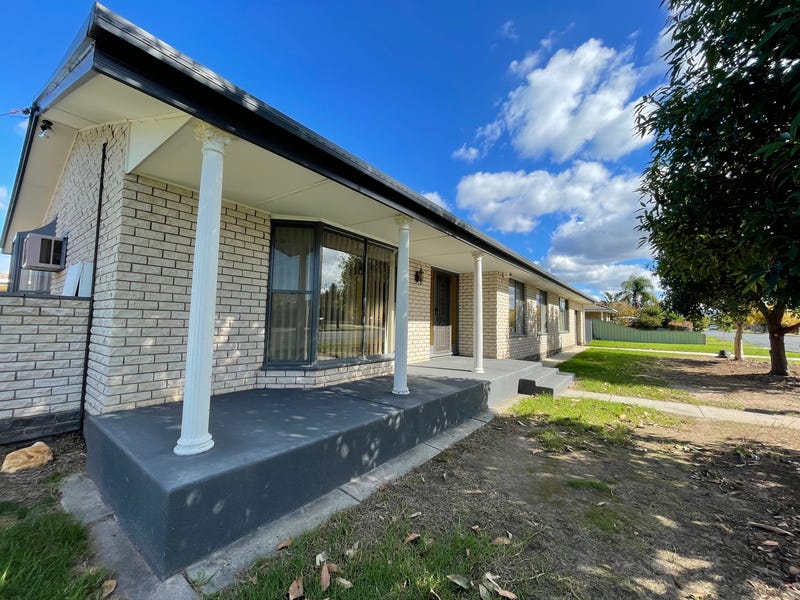 383 Douglas Road, Lavington, NSW 2641