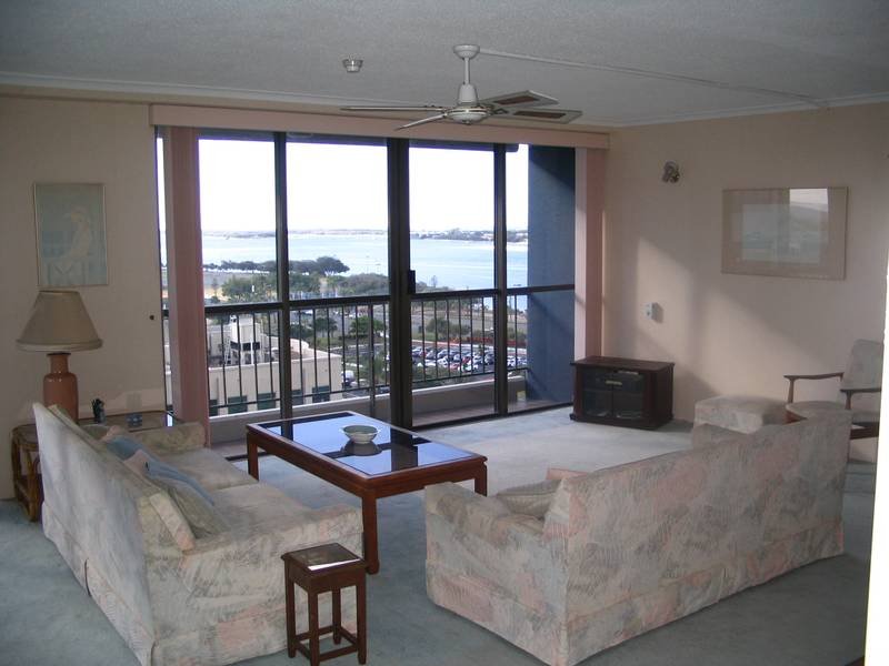 11B,10 Marine Parade, Southport, Qld 4215 Property Details