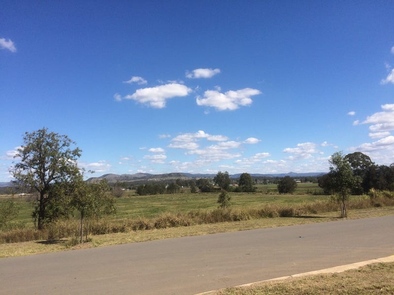 18 Singh Street, Grantham, QLD 4347