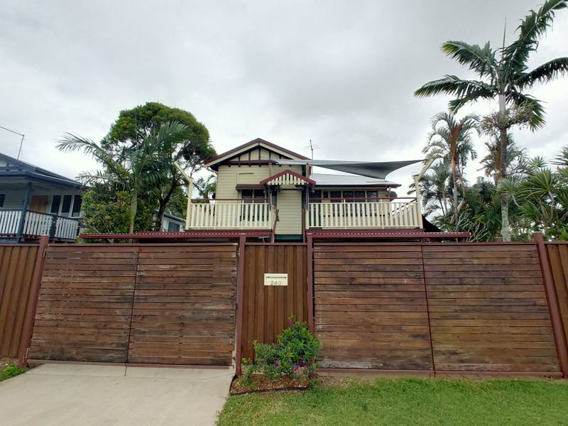 240 Spence Street, Bungalow, QLD 4870