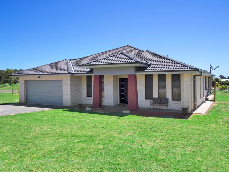 311 Forest Road, Tamworth, NSW 2340 Property Details