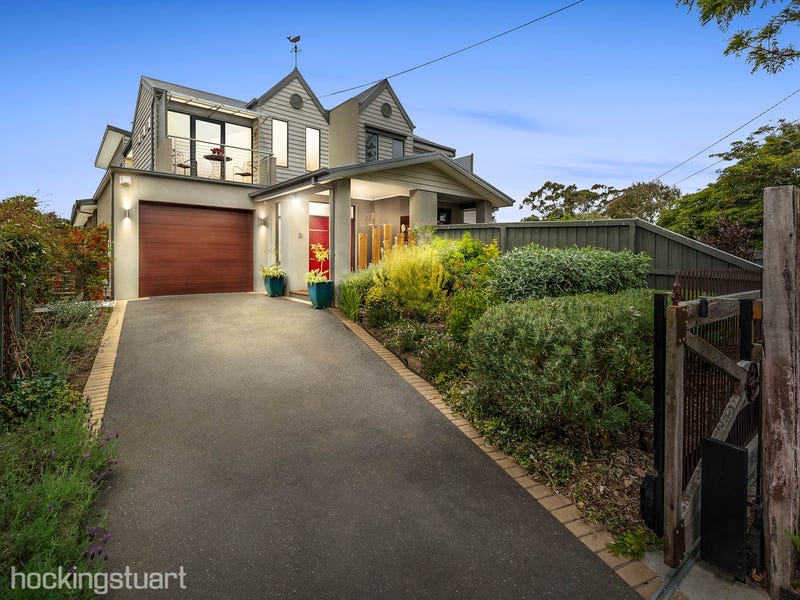 133 Kananook Avenue, Seaford, Vic 3198 Property Details