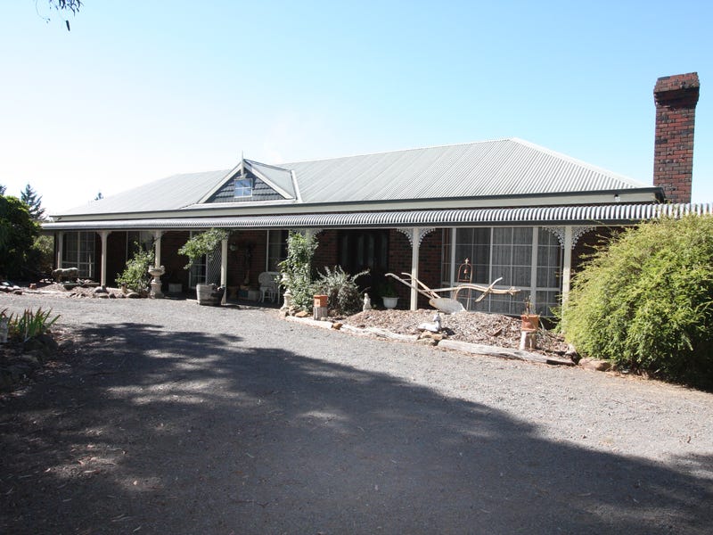 64 Hogan Road, Ballan, VIC 3342