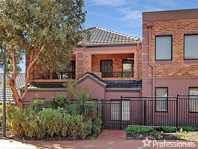 7/9 Lakeside Drive, Joondalup, WA 6027