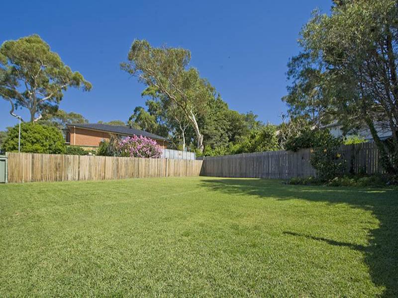 17 Illawong Street, Lugarno, NSW 2210 Property Details