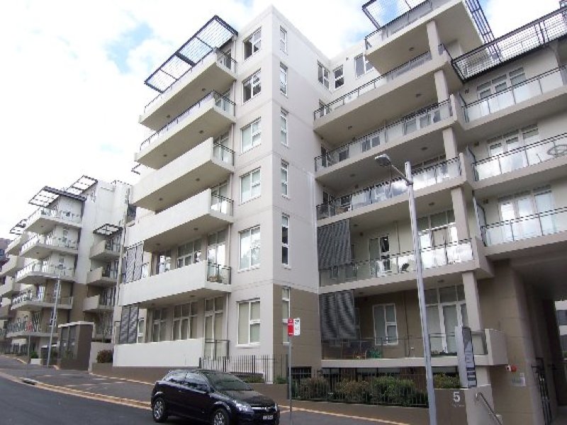 9/5 Bay Drive, Meadowbank, NSW 2114 Property Details