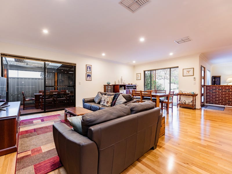 15B Coleman Crescent, Melville, WA 6156 Property Details